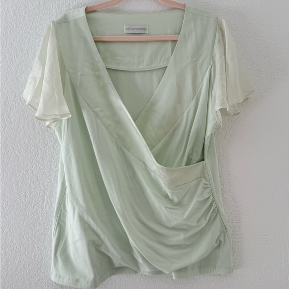 Soft Surroundings Faux Wrap Surplice Top Satin Trim Cap Sheer Flutter Sleeves 1X - Picture 1 of 10
